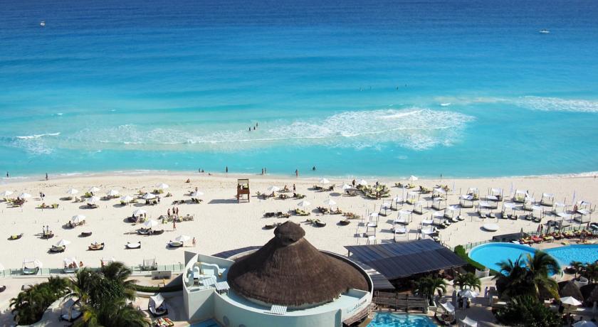 Me Cancun Resort - Resorts & Tours